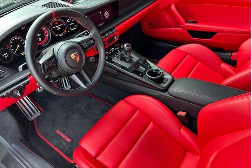 2022 Porsche 911 GT3 w/Touring Package