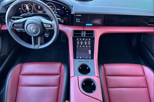 2025 Porsche Taycan Turbo