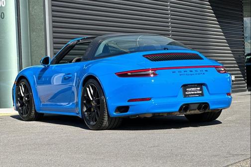 2018 Porsche 911 Targa 4 GTS