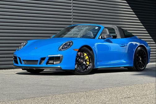 2018 Porsche 911 Targa 4 GTS