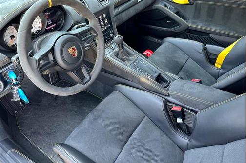 2023 Porsche 718 Cayman GT4 RS