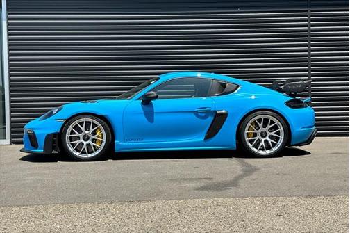 2023 Porsche 718 Cayman GT4 RS