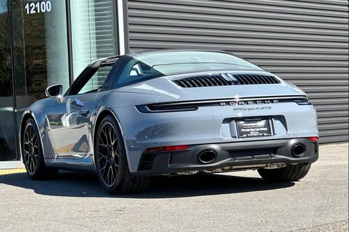 2024 Porsche 911 Targa 4 GTS