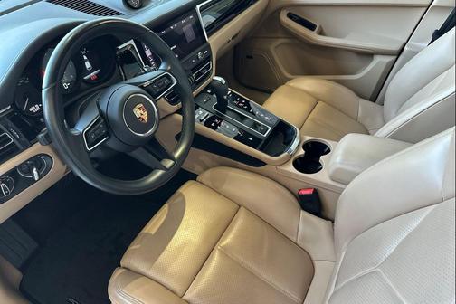 2023 Porsche Macan S