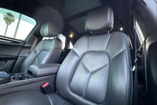 2018 Porsche Macan S