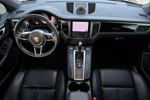 2018 Porsche Macan S