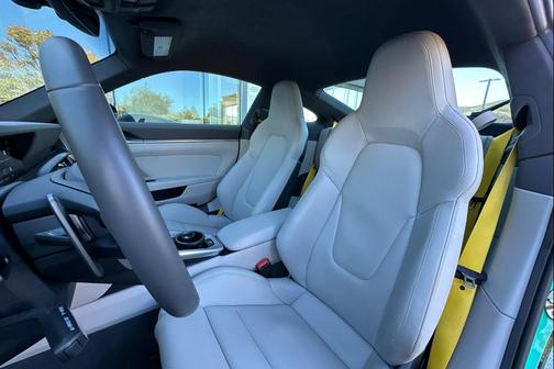 2022 Porsche 911 Turbo S