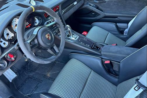2019 Porsche 911 GT2 RS