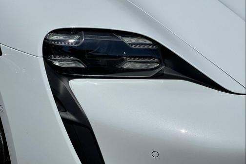 2020 Porsche Taycan Turbo