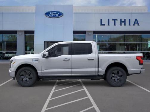 2025 Ford F-150 Lightning LARIAT