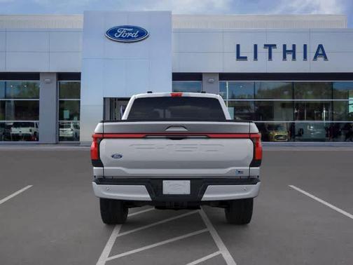 2025 Ford F-150 Lightning LARIAT