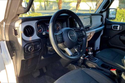 2024 Jeep Wrangler Sport