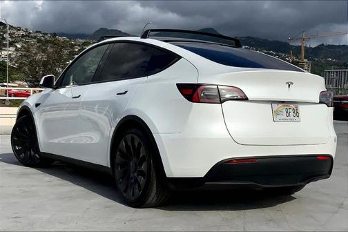 2023 Tesla Model Y Performance