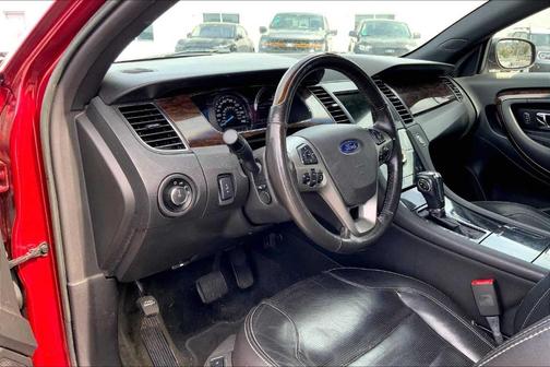 2016 Ford Taurus Limited
