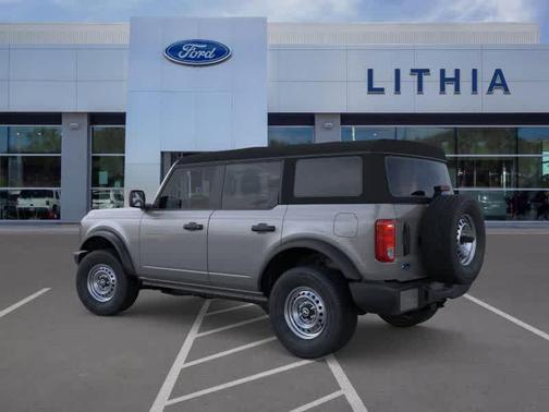 2025 Ford Bronco Base