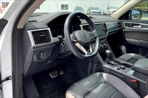 2022 Volkswagen Atlas 3.6L SEL Premium R-Line