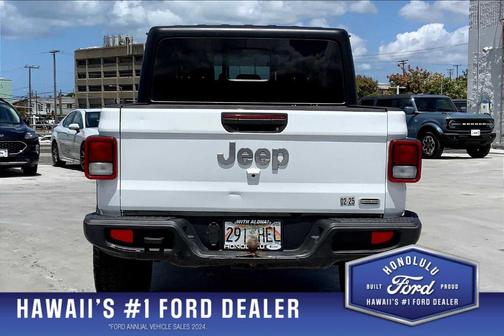 2023 Jeep Gladiator Overland
