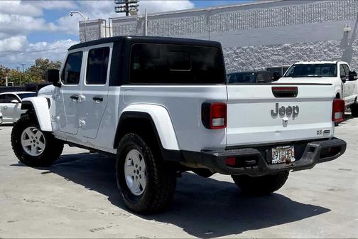 2023 Jeep Gladiator Overland