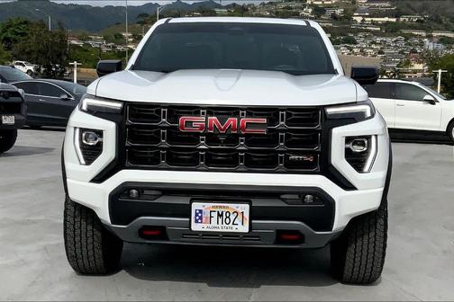 2024 GMC Canyon AT4