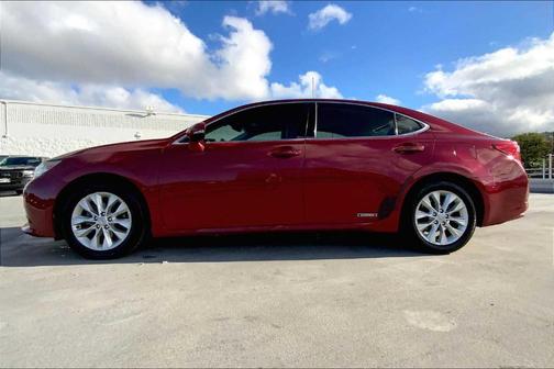 2014 Lexus ES 300h Base