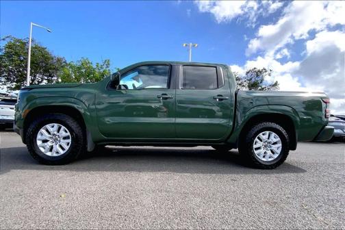 2022 Nissan Frontier SV