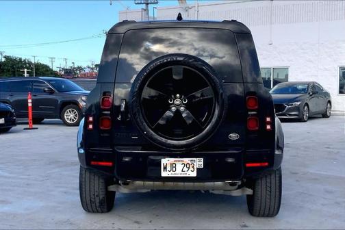 2022 Land Rover Defender 110 X-Dynamic SE