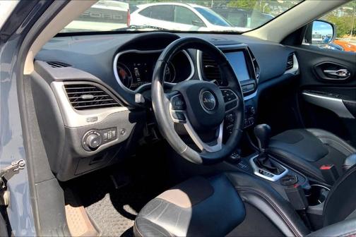 2017 Jeep Cherokee Trailhawk