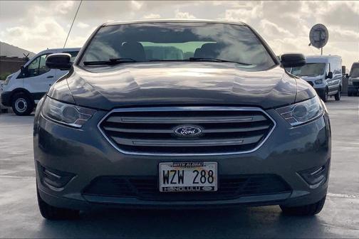 2016 Ford Taurus SEL