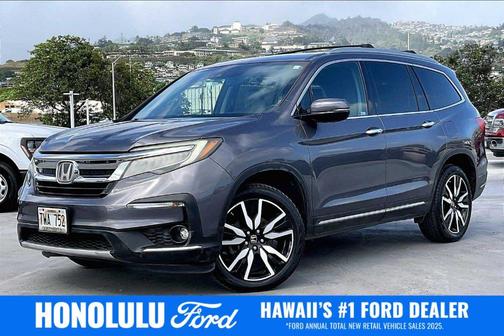 Modern Steel Metallic 2019 Honda Pilot Elite