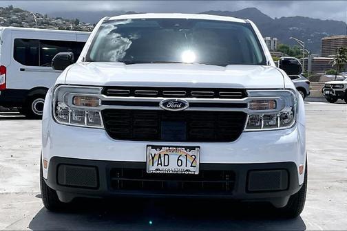 Oxford White 2024 Ford Maverick Lariat
