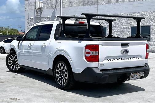 Oxford White 2024 Ford Maverick Lariat