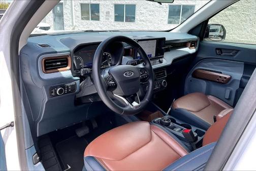Oxford White 2024 Ford Maverick Lariat