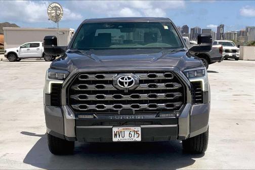2023 Toyota Tundra Hybrid Platinum