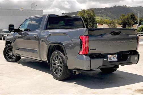2023 Toyota Tundra Hybrid Platinum