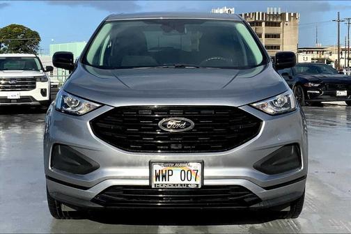 2023 Ford Edge SE