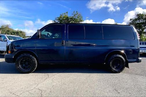 2011 Chevrolet Express 1500 LS