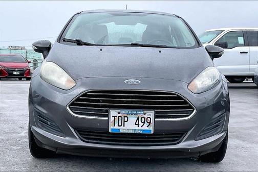 Magnetic Metallic 2016 Ford Fiesta SE