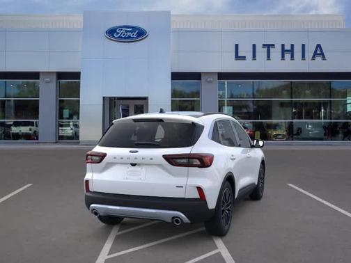 Star White 2025 Ford Escape PHEV
