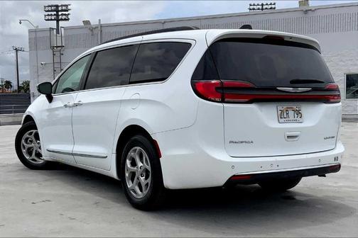 2023 Chrysler Pacifica Limited