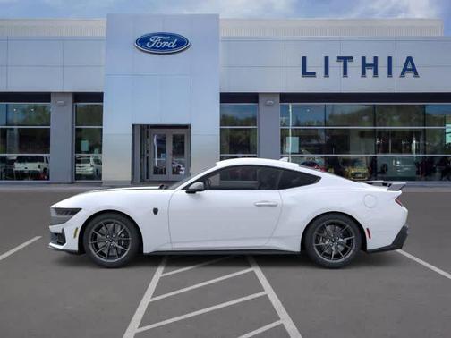 2025 Ford Mustang Dark Horse