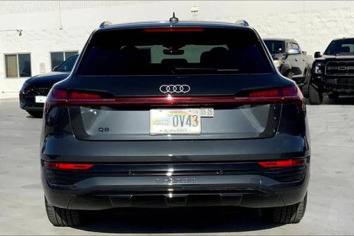 2024 Audi Q8 e-tron Premium