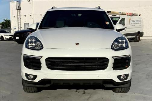 2018 Porsche Cayenne Platinum Edition