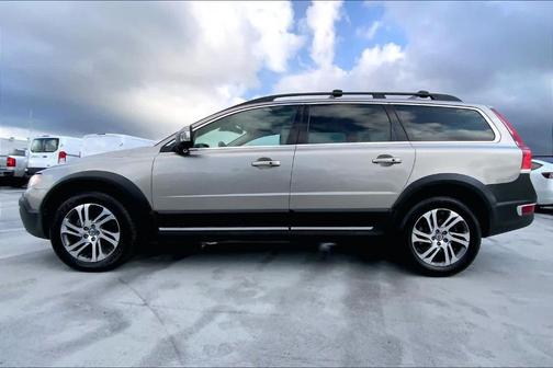 2015 Volvo XC70 T5 Premier