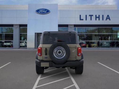 2025 Ford Bronco Base