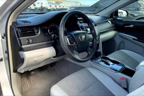 2012 Toyota Camry Hybrid LE