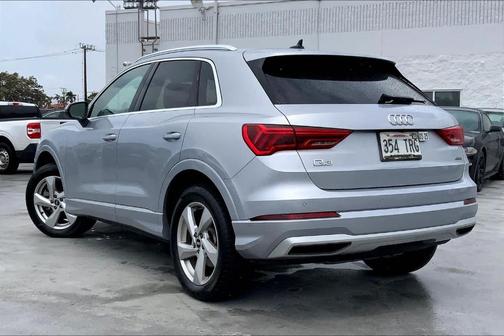 2021 Audi Q3 40 Premium