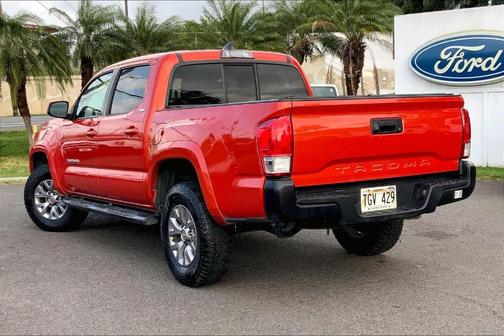 2017 Toyota Tacoma SR5