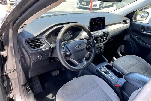Carbonized Gray Metallic 2022 Ford Escape SE