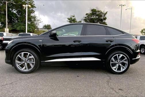 2024 Audi Q4 e-tron 50 Premium