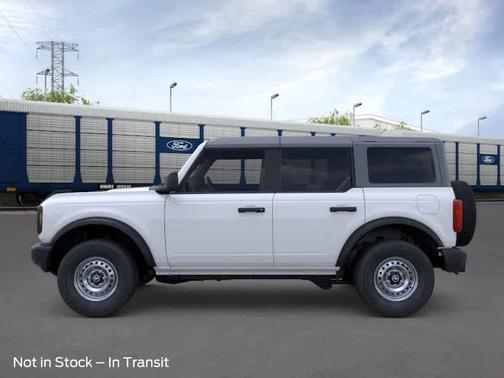 Oxford White 2026 Ford Bronco Base